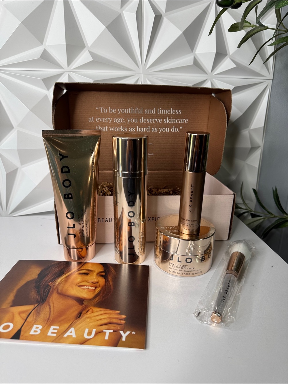  JLO BEAUTY Flawless Glow & Firming 5-Piece Body Care Set